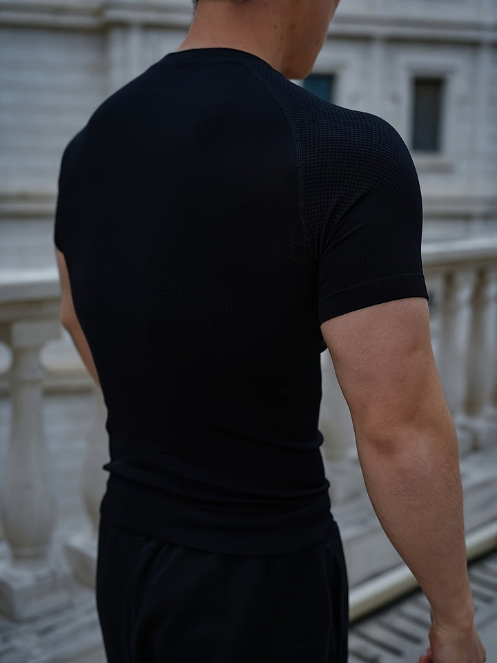 Pánské fitness tričko | Přiléhavé krátké tričko | Definovaná silueta | Moderní vzhled sportovního oblečení