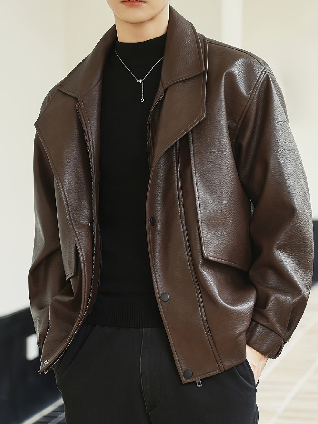 Veste bomber homme | Coupe régulière | Veste style cuir synthétique | Look décontracté