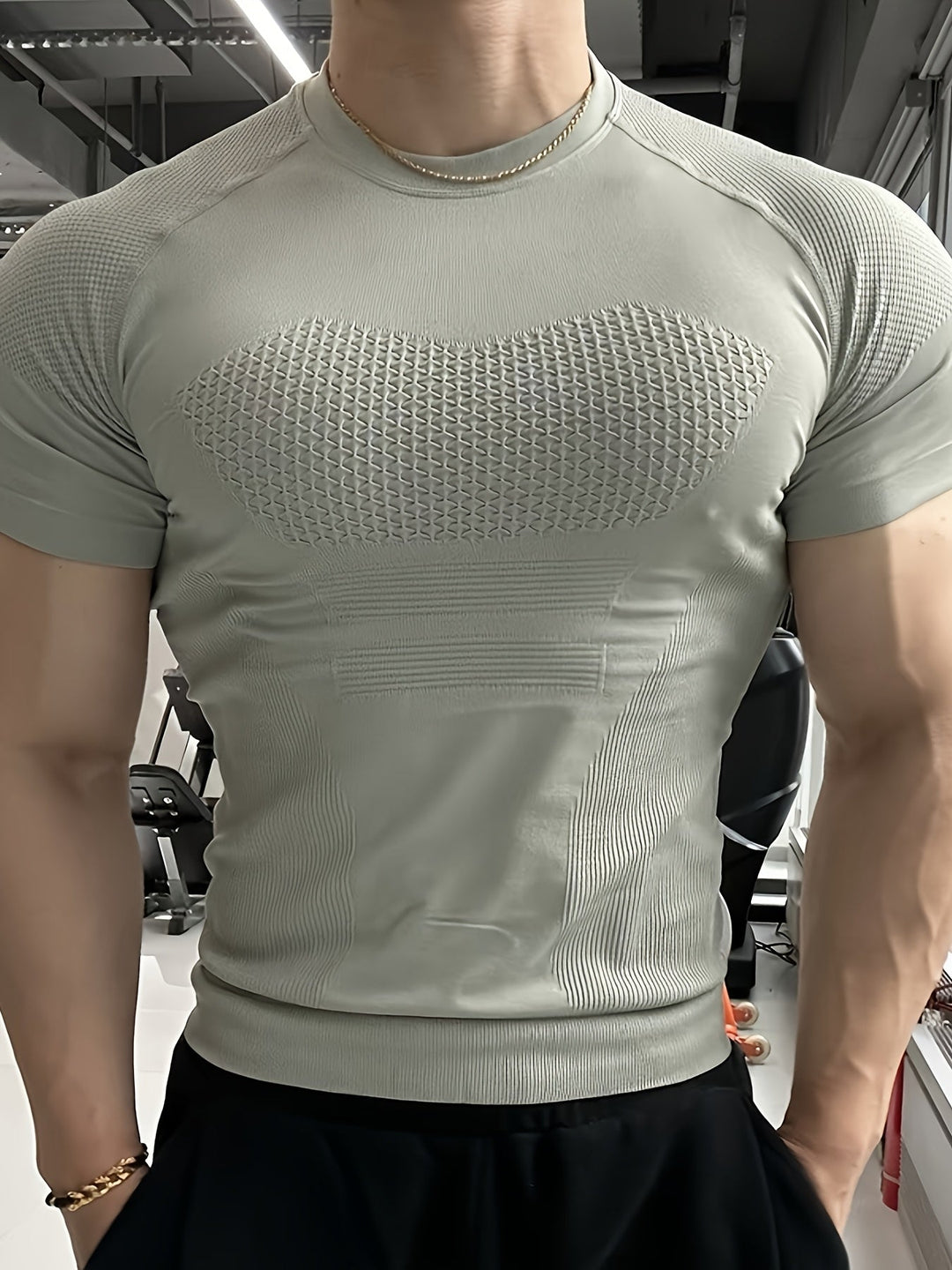 Pánské fitness tričko | Přiléhavé krátké tričko | Definovaná silueta | Moderní vzhled sportovního oblečení