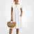 Bílá