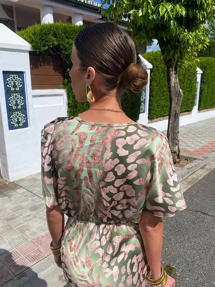 Cosima | Damenkleid mit V-Ausschnitt 3