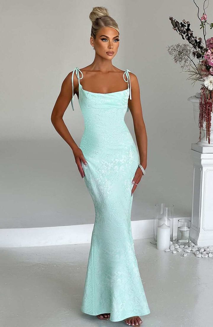Elegantes Maxikleid mit Wasserfallausschnitt, Bindebändern und Schnürverschluss am Rücken 0