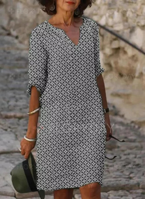 Gerda | Damen-Sommerkleid im Vintage-Stil mit Geteiltem Ausschnitt und 3/4-Ärmeln | Mini 1