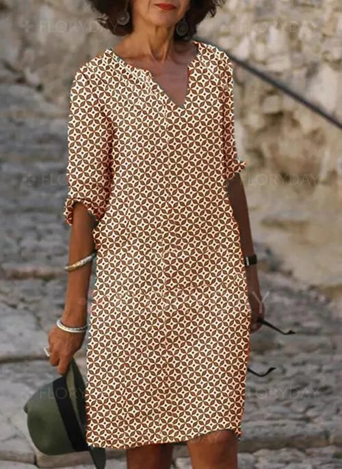 Gerda | Damen-Sommerkleid im Vintage-Stil mit Geteiltem Ausschnitt und 3/4-Ärmeln | Mini 3