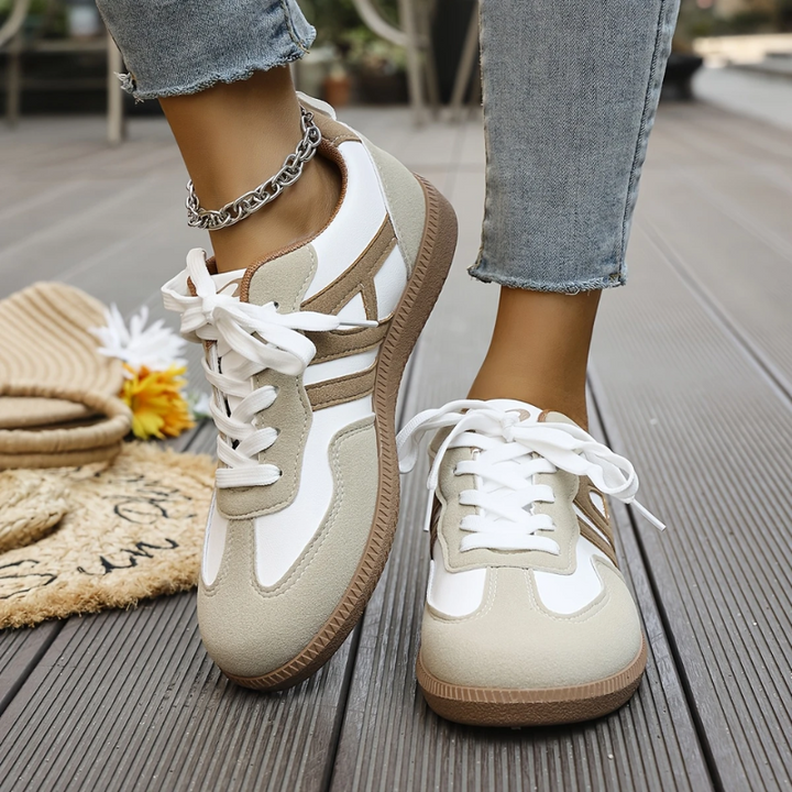 Kinley | Comfortable Sneakers with Laces
