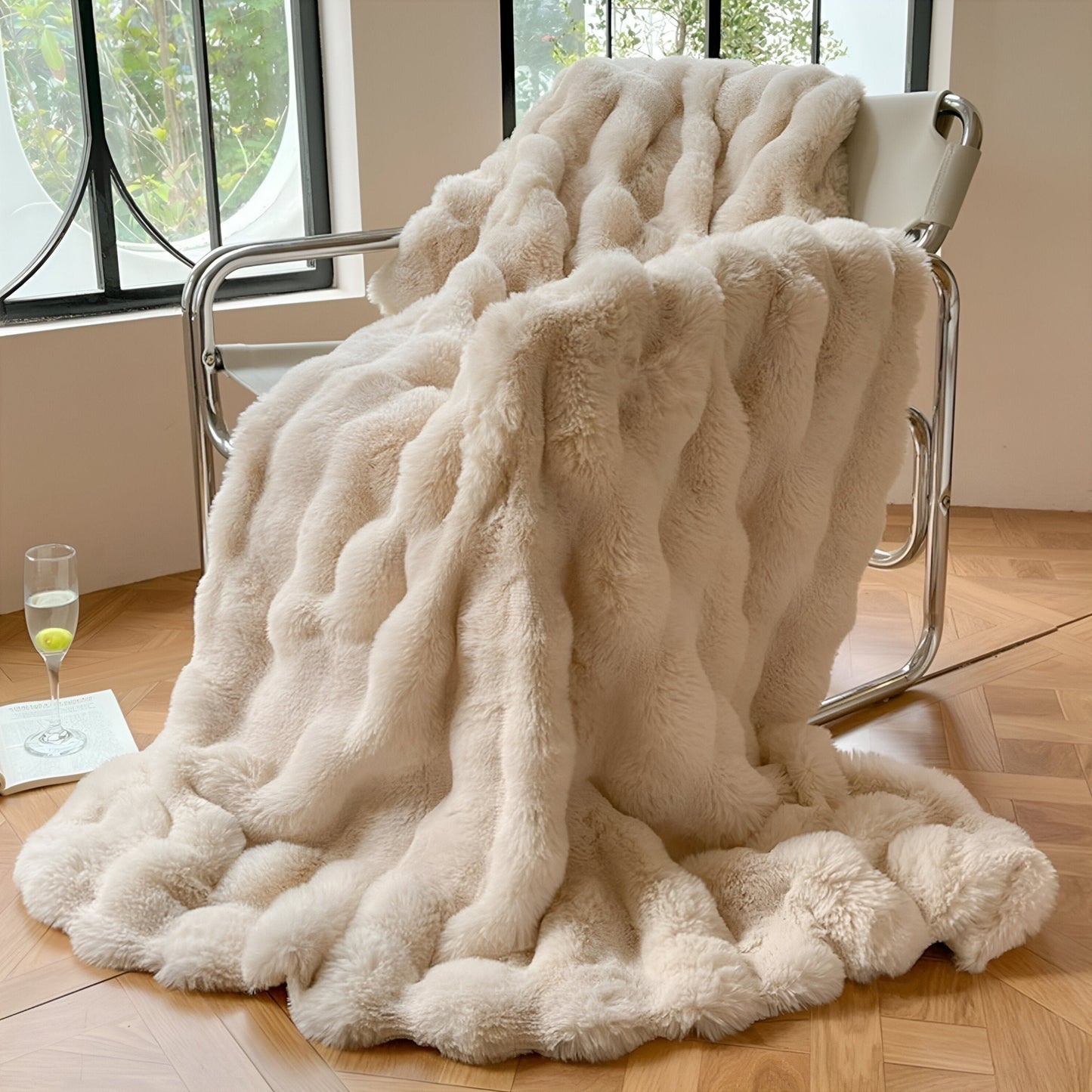 LuxeFleece - Kuschelige und elegante Wärmedecke für unterwegs Komfort 0
