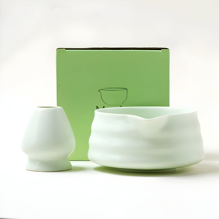 Ensemble Matcha – Un ensemble traditionnel pour préparer le matcha avec bol, parfait pour se détendre à la maison.