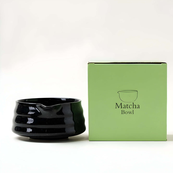 Ensemble Matcha – Un ensemble traditionnel pour préparer le matcha avec bol, parfait pour se détendre à la maison.