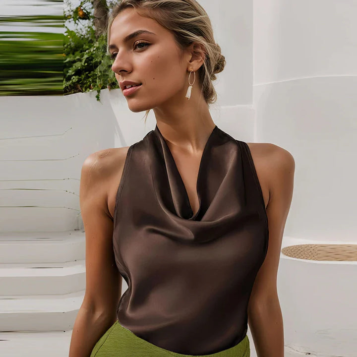 Damski top halter z drapowanym dekoltem bez rękawów | Halter