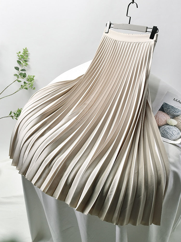 Women's midi skirt with structured waist | Flowing pleats