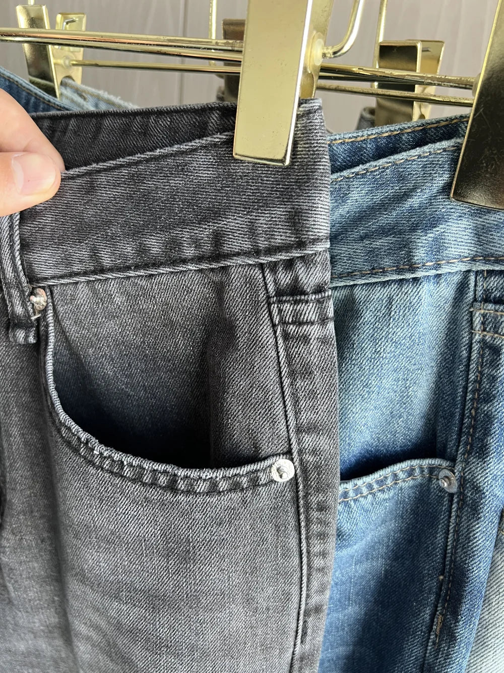 Damskie spodnie z wysokim stanem i szeroką nogawką, casual | prosty krój