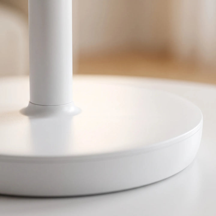 Quiet pedestal fan with remote control