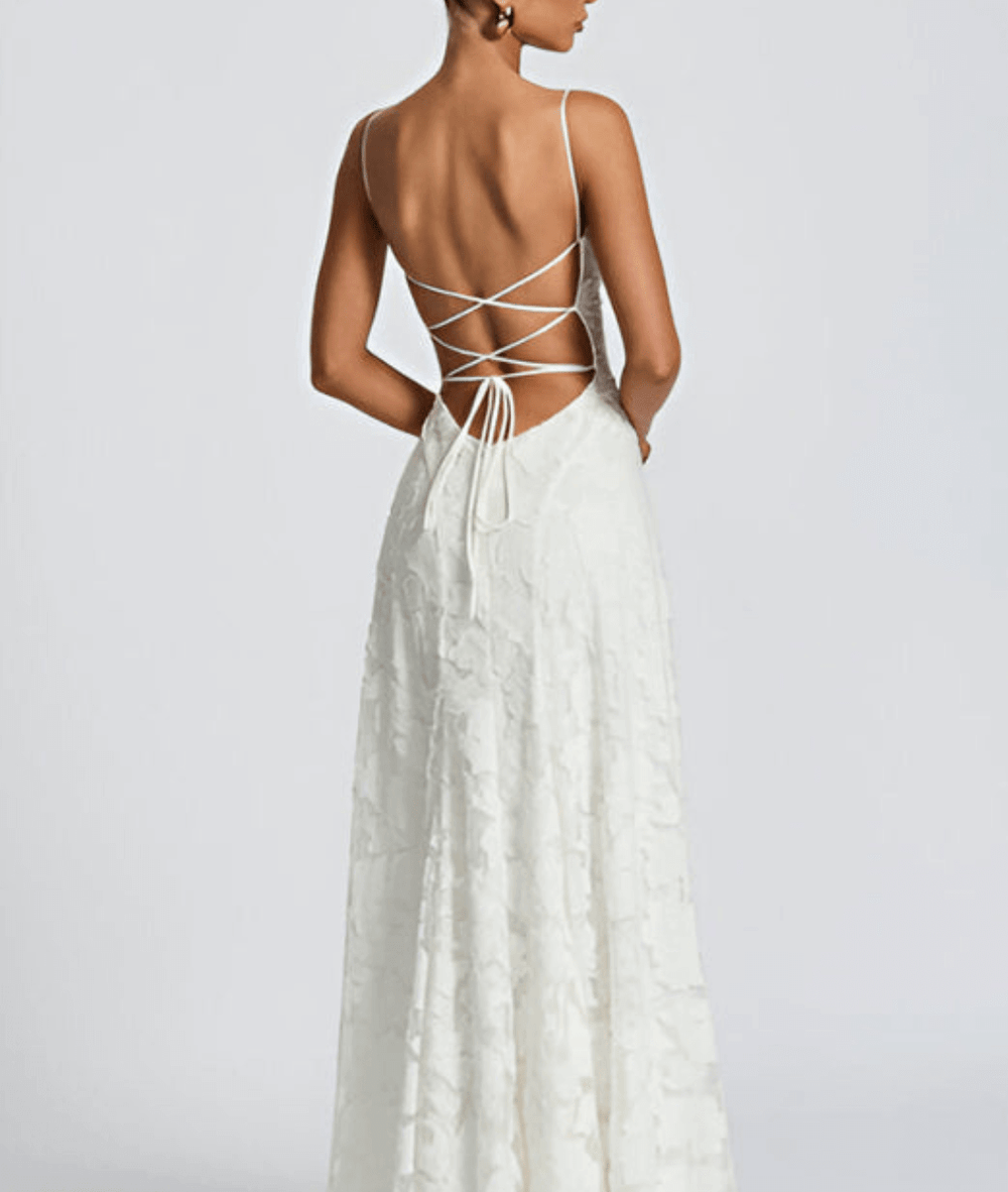 Strukturiertes Maxikleid mit Spaghettiträgern und Schnürung am Rücken 1