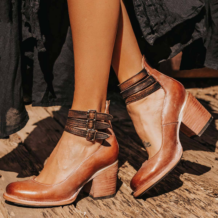Verona | Vintage Pumps mit Knöchelriemen