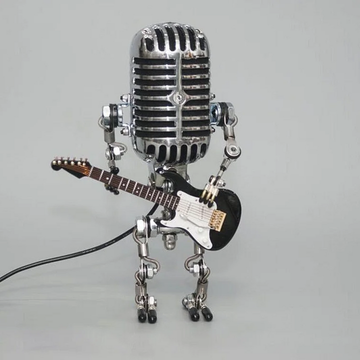 Vintage-Metall-Mikrofon-Roboter mit Gitarrenlampe 7