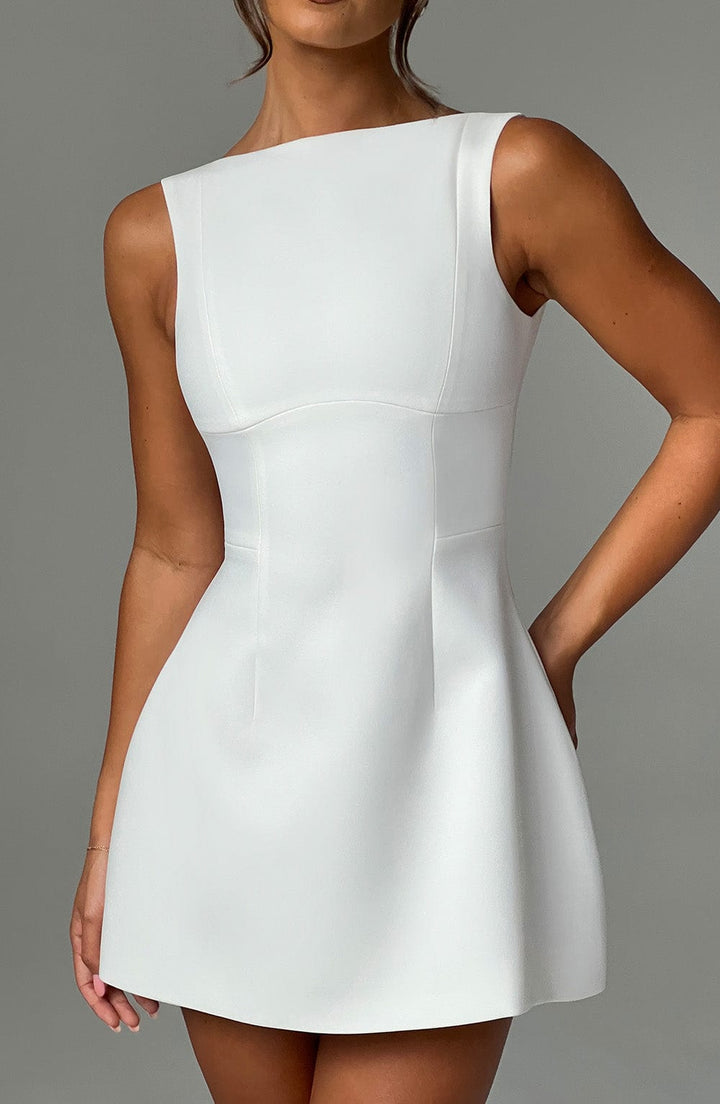 Rochie mini damă fără mâneci | Rochie evazată în stil skater