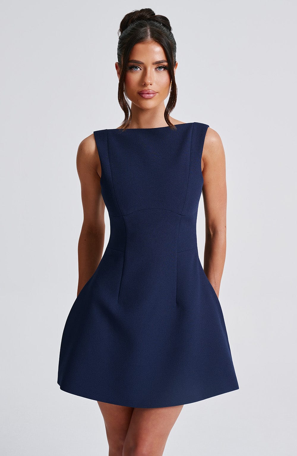 Rochie mini damă fără mâneci | Rochie evazată în stil skater