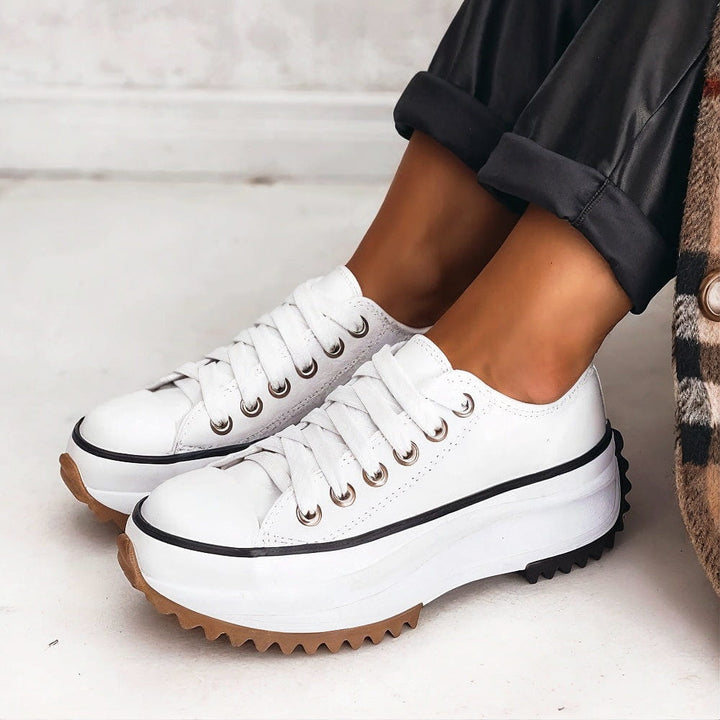 Damskie niskie sneakersy na platformie | Nowoczesne