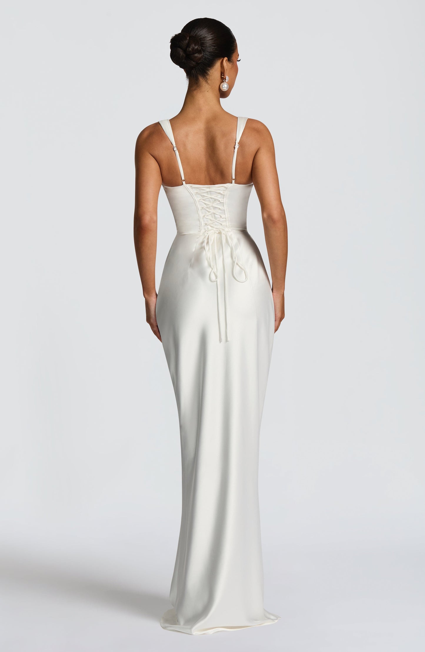 Damen Kleid mit eckigem Ausschnitt breiten Trägern | Maxi