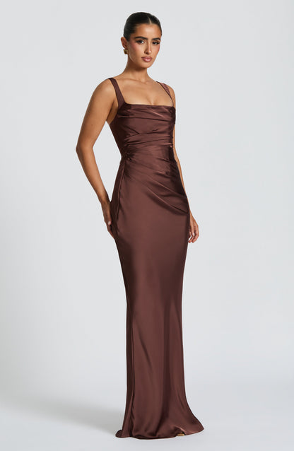 Damen Kleid mit eckigem Ausschnitt breiten Trägern | Maxi
