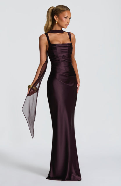 Damen Kleid mit eckigem Ausschnitt breiten Trägern | Maxi