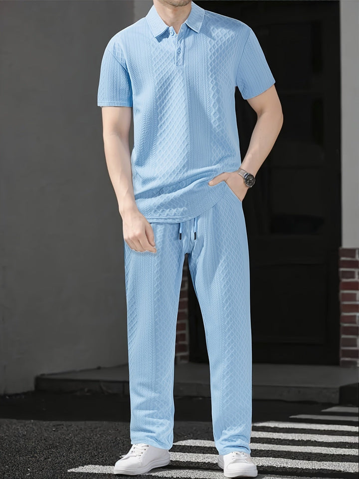 Pánská souprava | Polo tričko s volným střihem a kalhoty | Pas na stažení šňůrkou | Styl smart casual