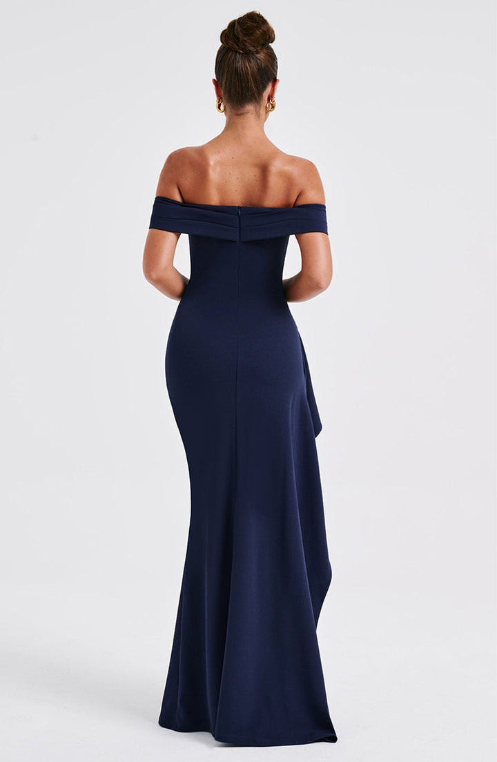Rochie maxi damă cu umeri descoperiți | Croială mulată