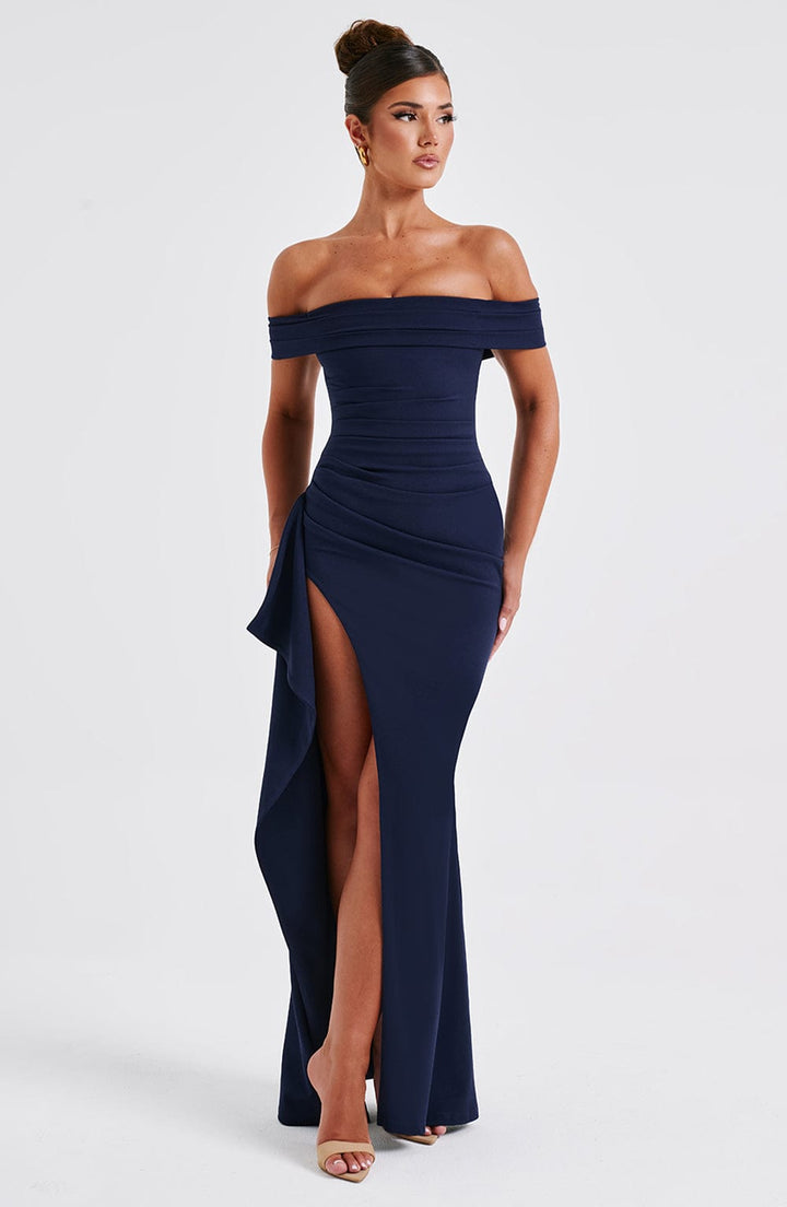 Rochie maxi damă cu umeri descoperiți | Croială mulată