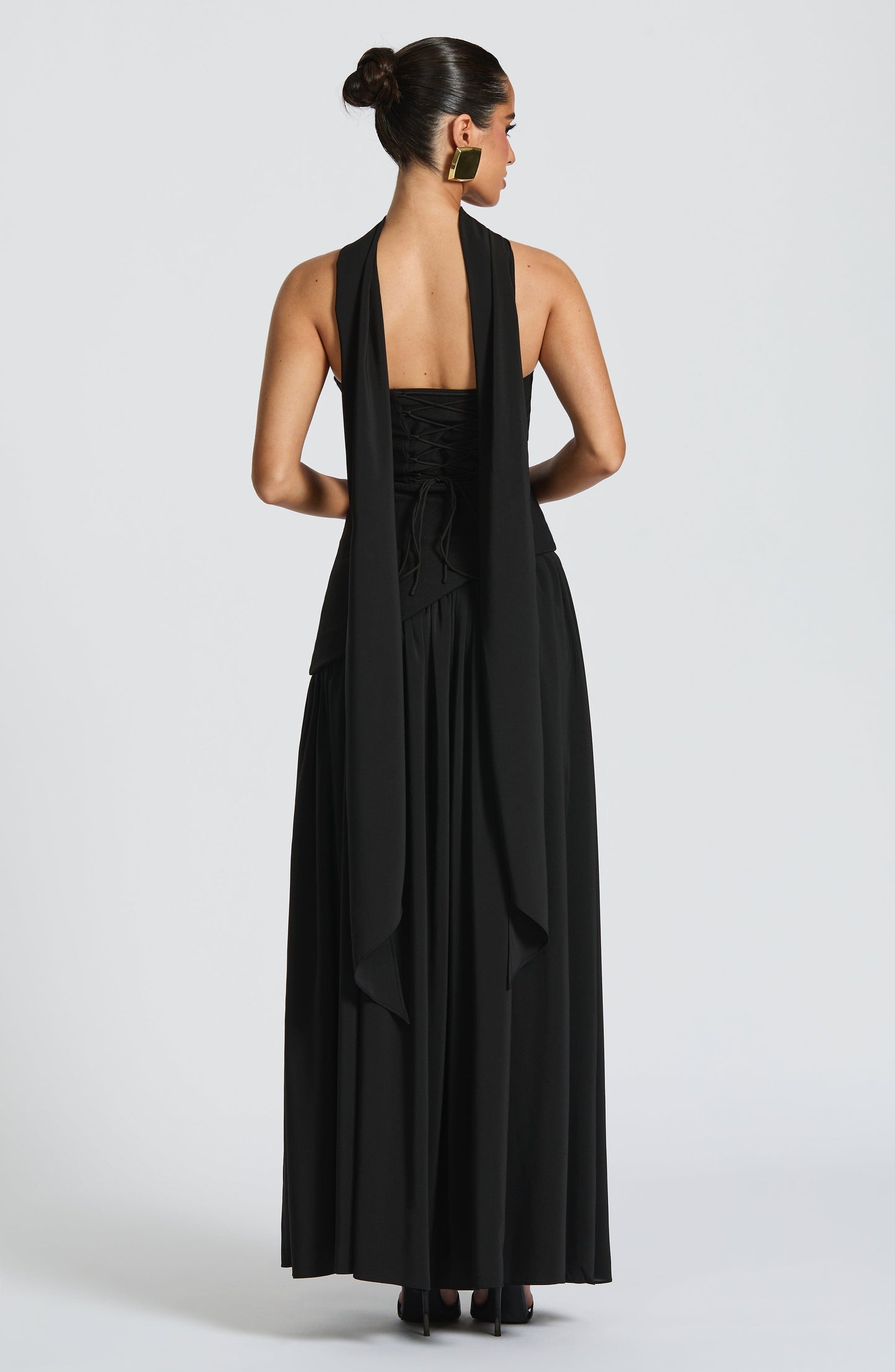 Robe femme sans manches avec décolleté bardot et fente haute | Longue
