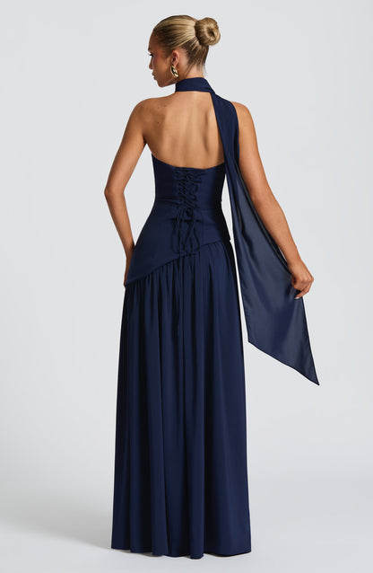 Robe femme sans manches avec décolleté bardot et fente haute | Longue